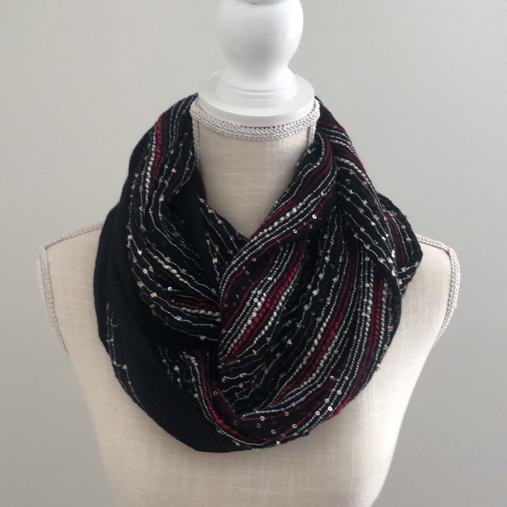 Infinity Scarf - Picture 4 of 6